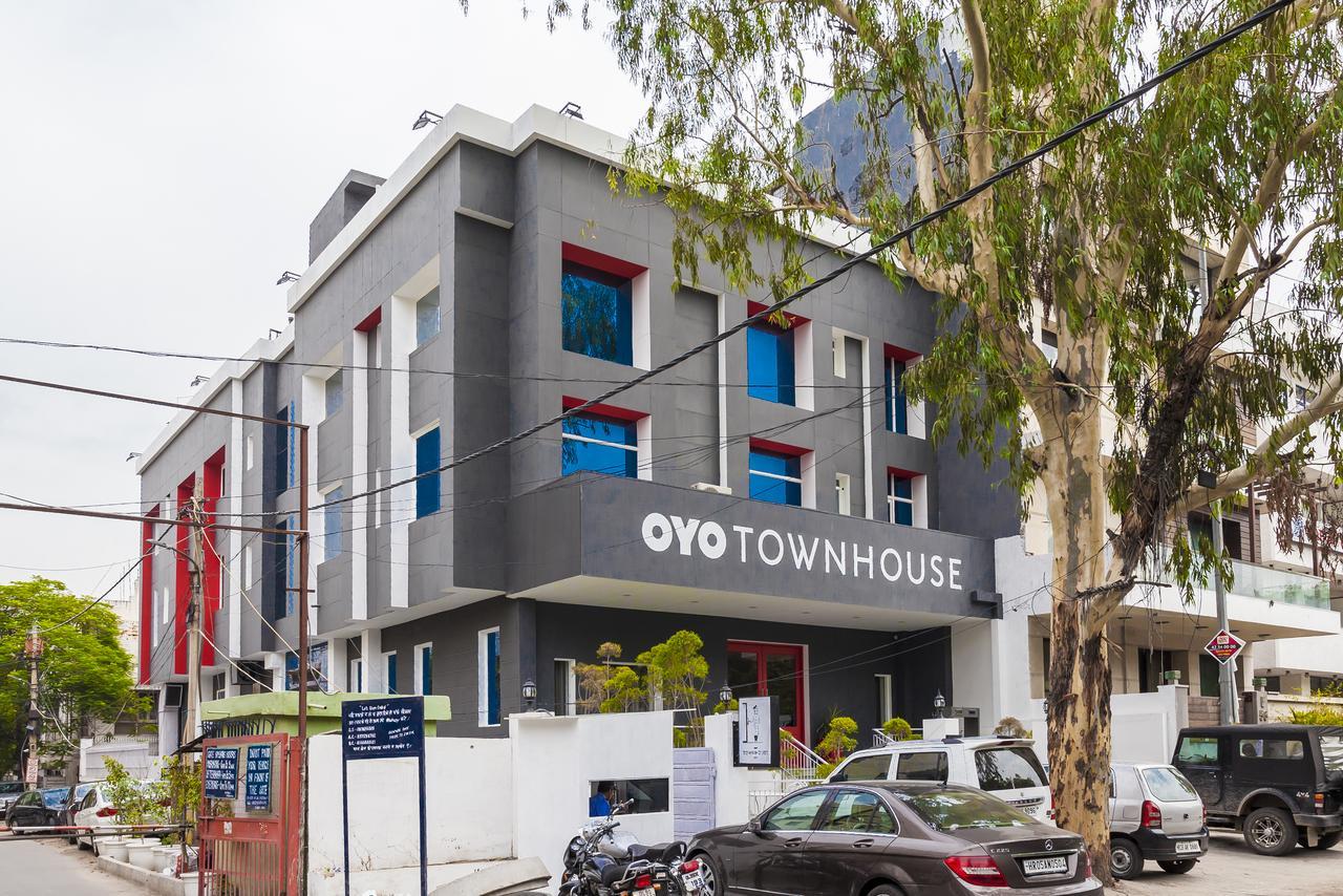 Oyo Townhouse 008 Greater Kailash 新德里 外观 照片